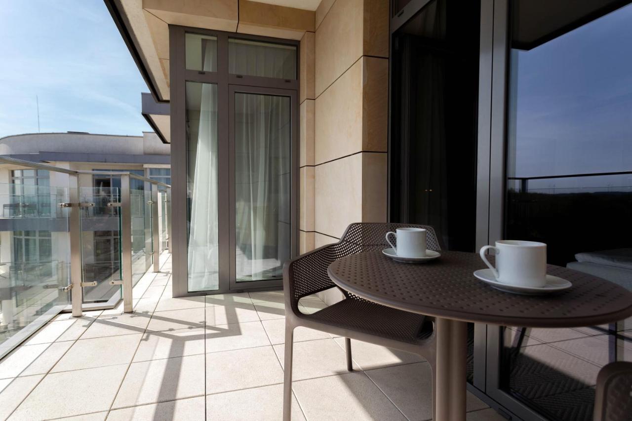 Diune Resort By Zdrojowa Колобжег Экстерьер фото A balcony